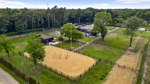 photo 40 Stationsweg 92