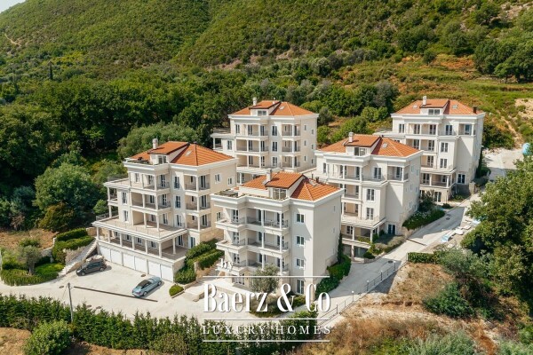 photo 2 Luxurious Apartment in Herceg Novi Municipality