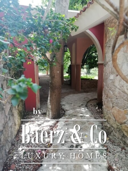 photo 16 Street 18 x 33 Izamal 