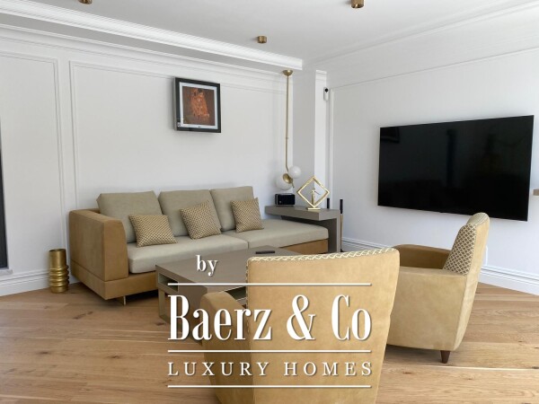 photo 4 Robust corner plot chalet in Tenerife south