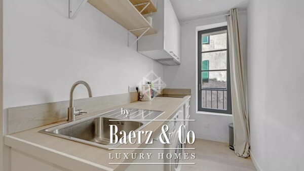 photo 8 Close to the port of Saint-Tropez