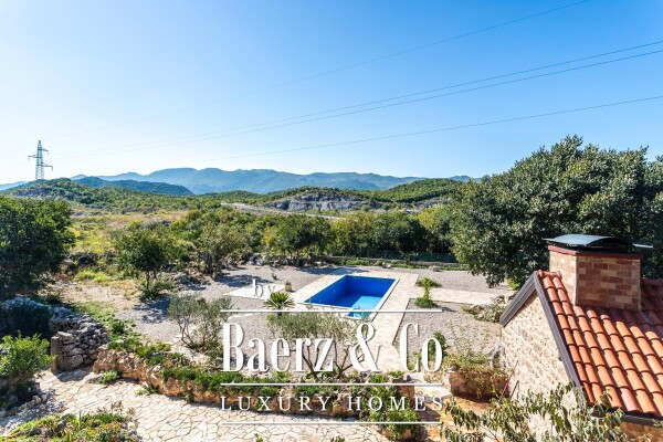 photo 3 Vrgorac, Exclusive Stone Estate with Pool