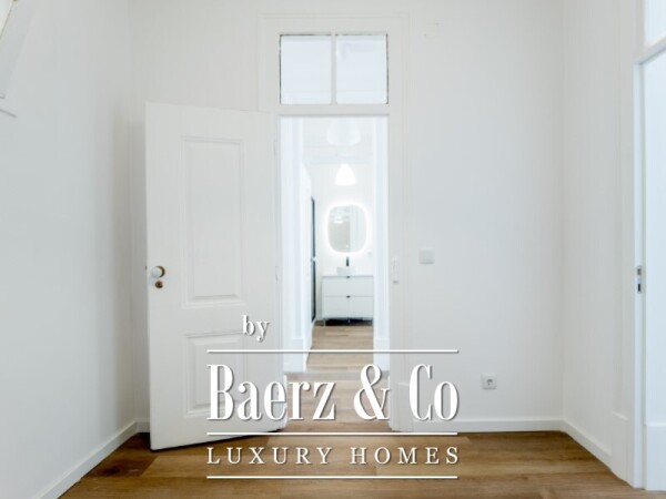 photo 15 Charming 1+1 bedroom flat with private garden in Príncipe Real