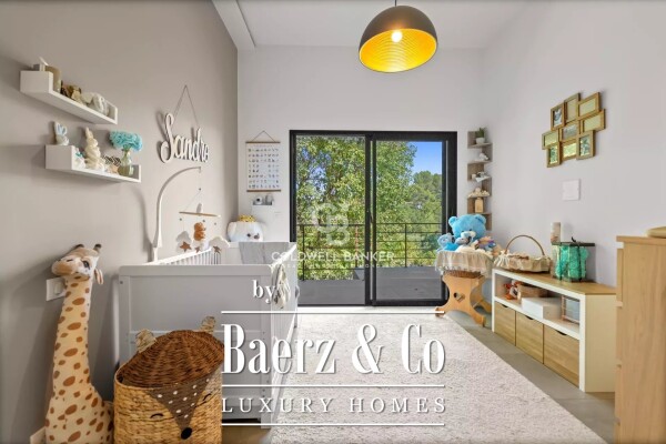 photo 12 Contemporary Brand new villa