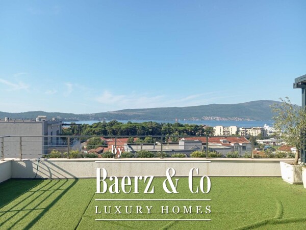 photo 2 Penthouse in Tivat with a Panoramic Sea View