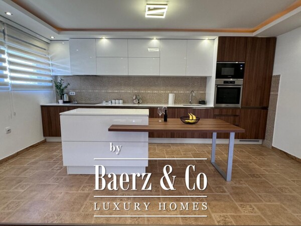 photo 14 ViIla in Bar Municipality with a Parking and a Pool