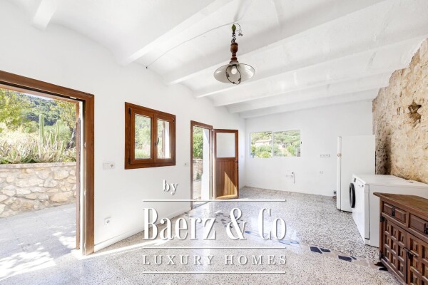 photo 7 Mallorcan finca with character and pool in S’Arracó