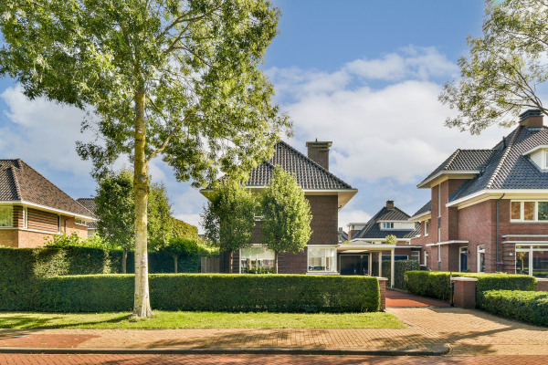 photo 41 Hovenlaan 10