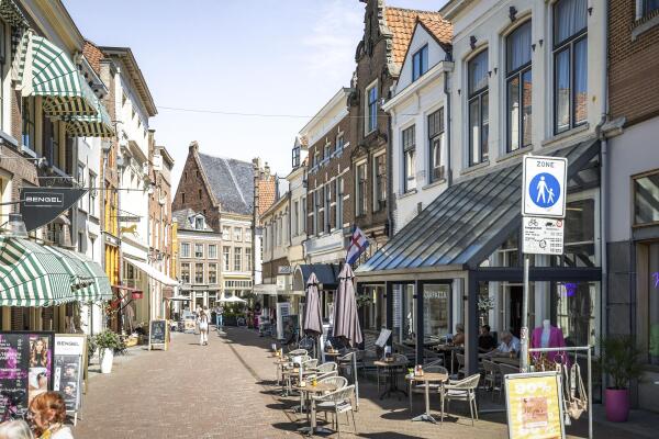 photo 59 Zaadmarkt 93