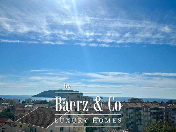 photo 2 Penthouse in Budva with 2 Galleries and a Sea view