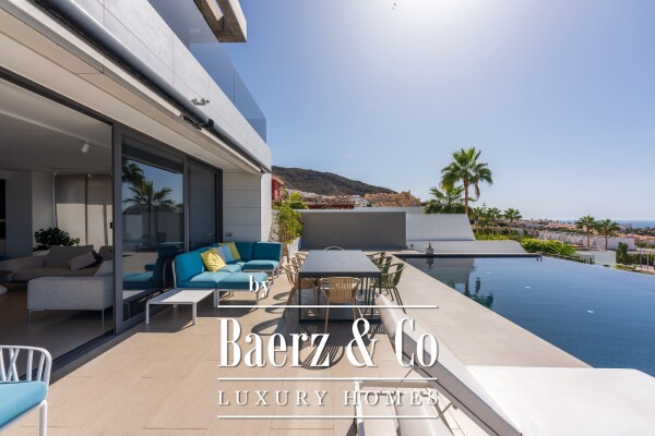 photo 4 Contemporary Villa in El Madroñal Costa Adeje