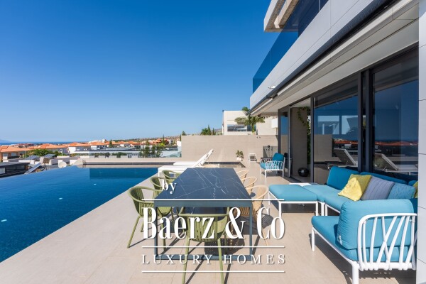 photo 5 Contemporary Villa in El Madroñal Costa Adeje