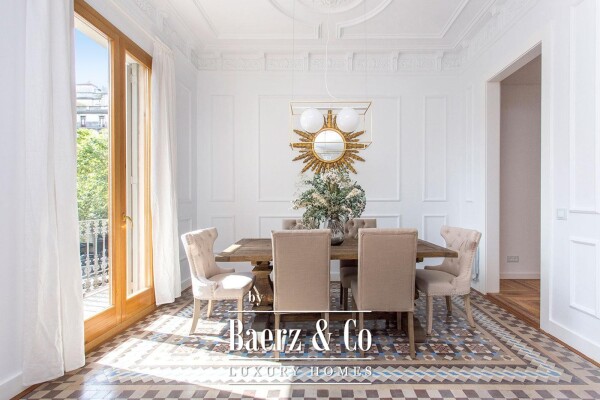 photo 3 Barcelona   High-End Renovated Apartment in the Heart of Eixample