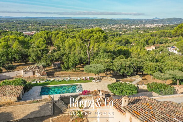 photo 20 Luxury 7-Bedroom Villa for Sale in Draguignan – 263 sqm with Garden, Swimming Pool, Garage & Guest House