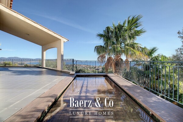 photo 2 Stunning property in the heights of Saint-Aygulf