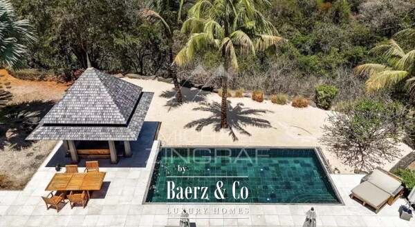 photo 2 Prestigious Villa on the West Coast