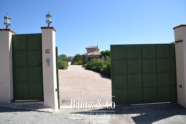 photo 8 Tuscan-Style Villa in Amarynthos with Panoramic Sea & Mountain Views