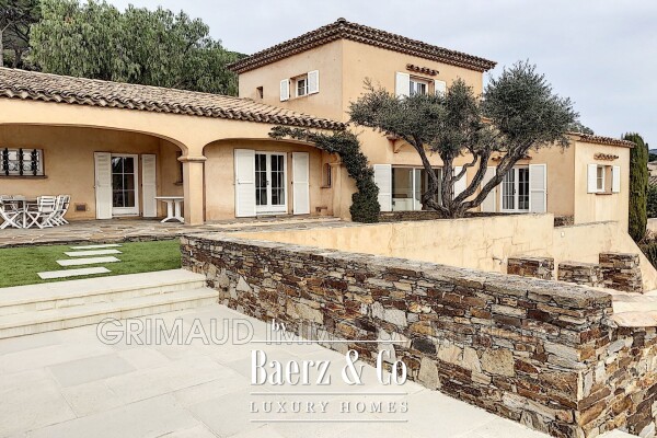 photo 1 Beautiful villa with view of Grimaud castle