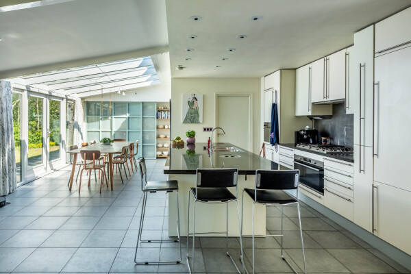 photo 2 Herman Heijermansweg 6