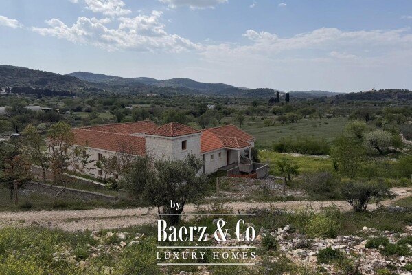 photo 29 Brač, Nerežišća, a stone villa on a spacious plot of 28,122 m².