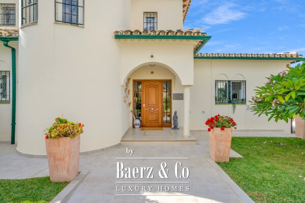 photo 10 Private Mediterranean villa with elegant outdoor living in Cortijo San Rafael