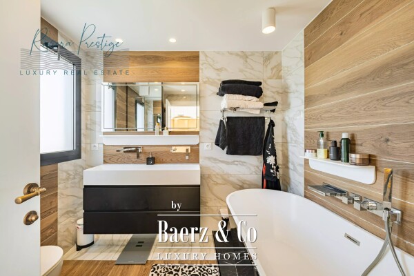 photo 14 Duplex apartment with 110 m² terrace