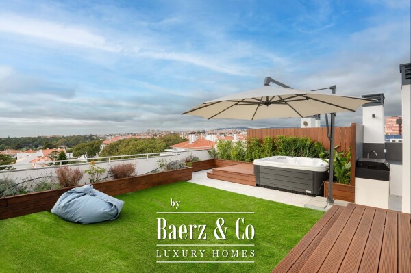 photo 3 Beautiful luxury home in Carcavelos e Parede, Carcavelos