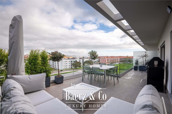 photo 15 Beautiful luxury home in Carcavelos e Parede, Carcavelos
