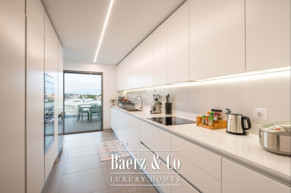 photo 25 Beautiful luxury home in Carcavelos e Parede, Carcavelos