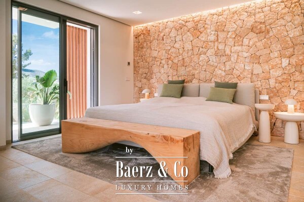 photo 5 Beautiful luxury home in Figueretas, Figueretas