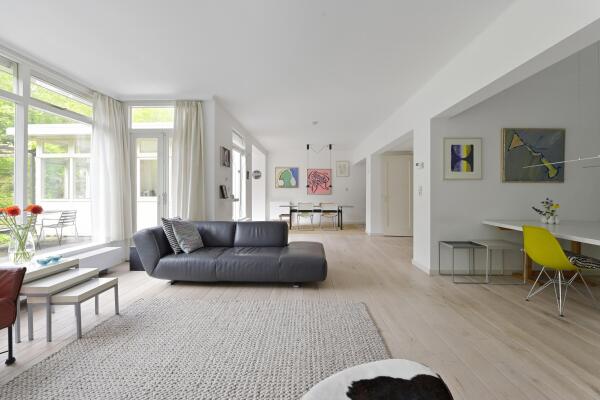 photo 11 Charlotte de Bourbonstraat 24