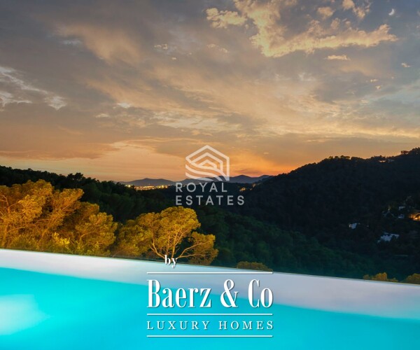 photo 27 Beautiful luxury home in Roca Llisa