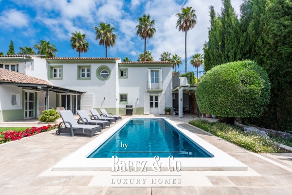 photo 1 Beautiful luxury home in Sotogrande, Sotogrande Alto - Zona F
