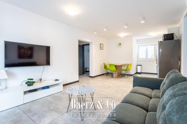 photo 7 Ciovo, Slatine, house with a total gross area of 179 m²