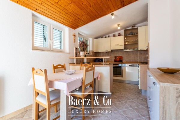 photo 10 Split, Kamen, a detached house with a total gross area of 492 m²