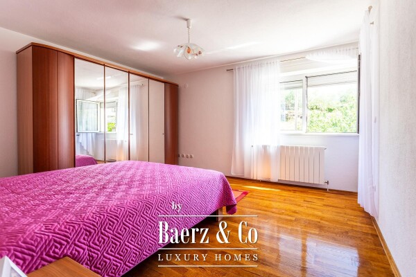 photo 15 Split, Kamen, a detached house with a total gross area of 492 m²