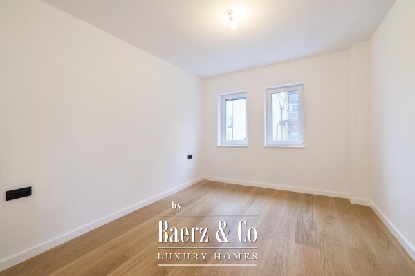 photo 19 Zagreb, Srebrnjak, modern four-room apartment 151.00 m² with garden and garage