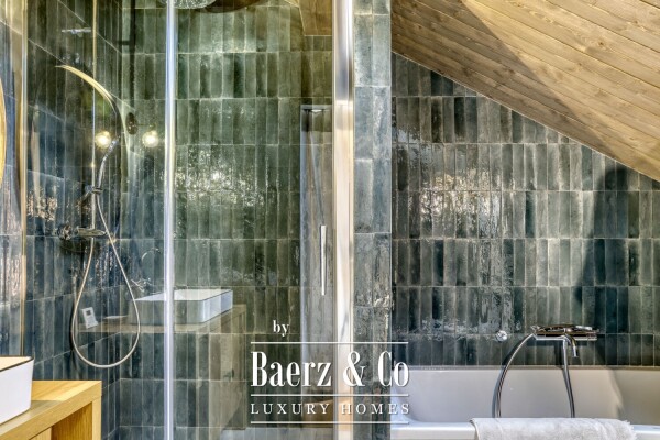 photo 7 Exceptional chalet - 6 bedrooms - Facing Mont Blanc