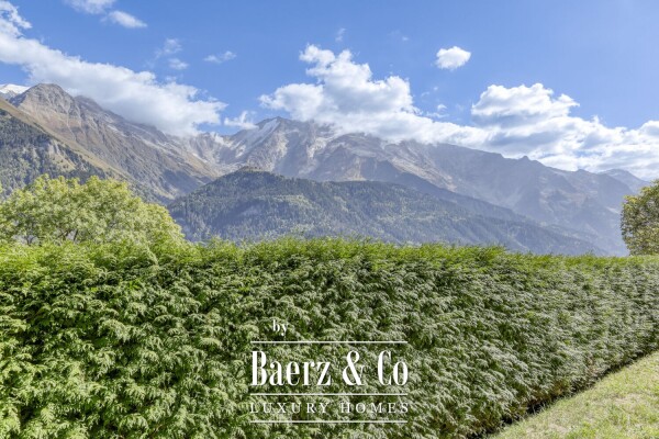 photo 9 Authentic chalet - 6 bedrooms - Unobstructed views of Mont Blanc